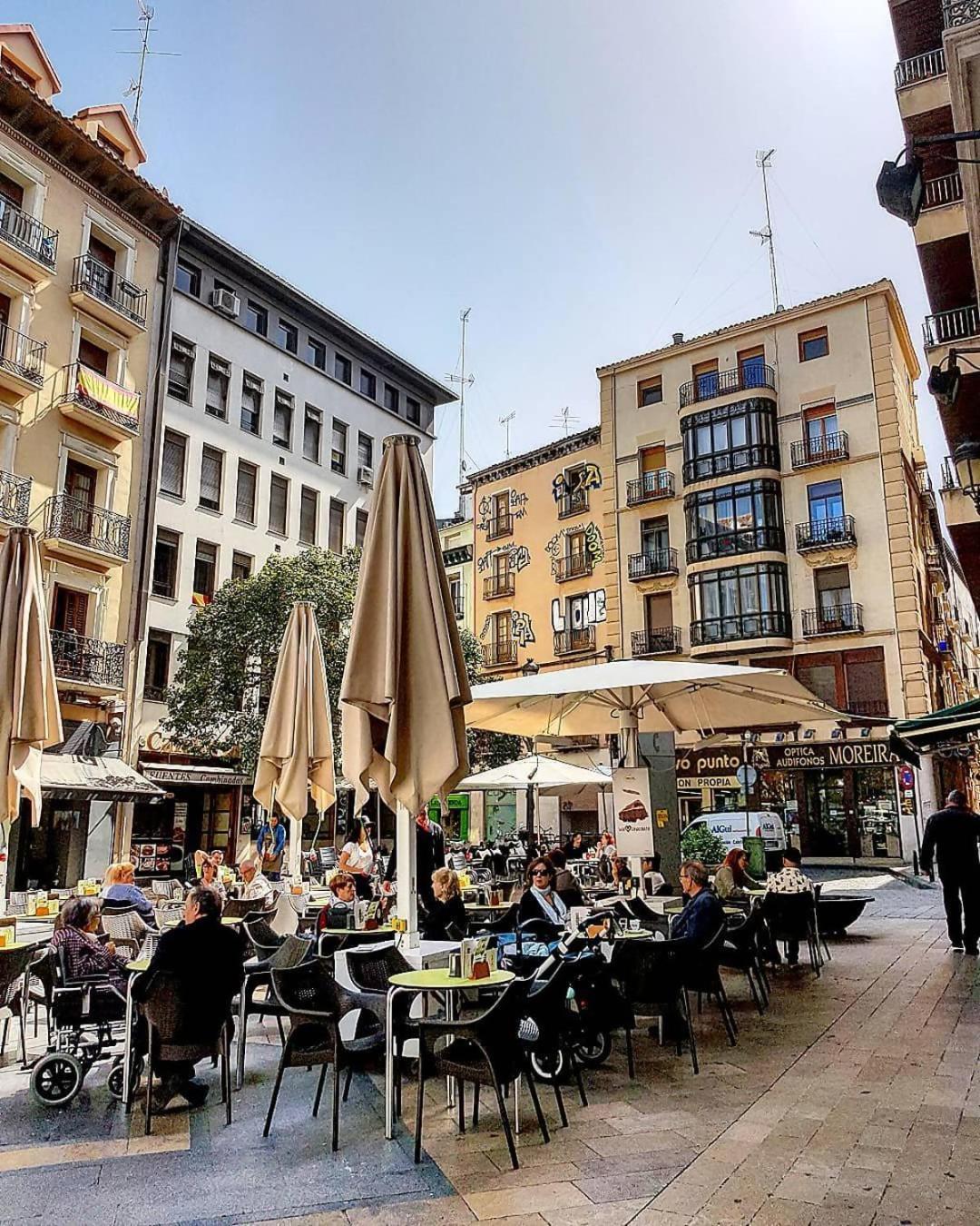 Apartamenticos Plaza Sas I サラゴサ エクステリア 写真
